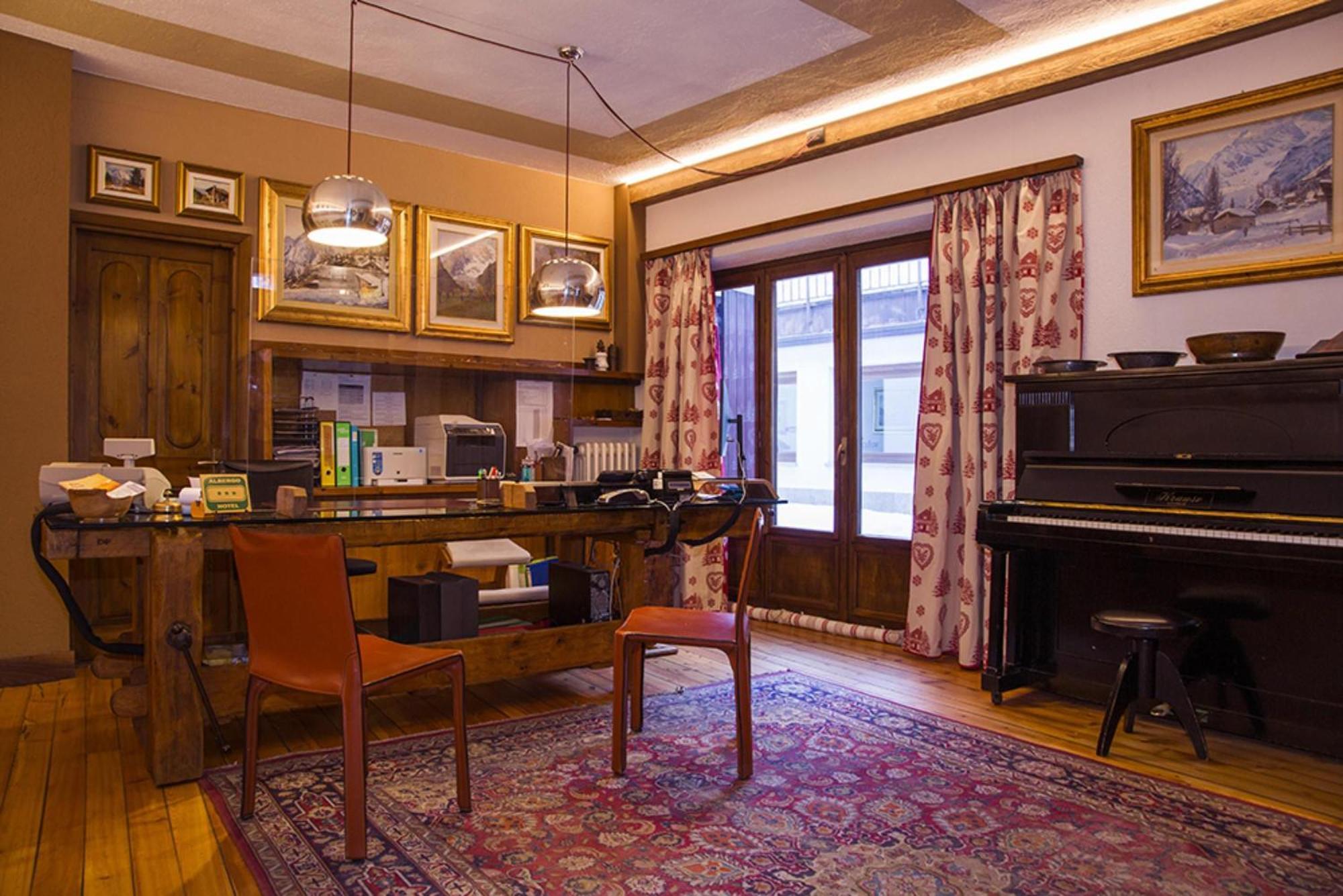 Hotel Pilier D'Angle & Wellness Courmayeur Ngoại thất bức ảnh